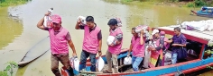বন্যাকবলিত ৪ হাজার ৫০০ পরিবারের পাশে ব্র্যাক ব্যাংক  