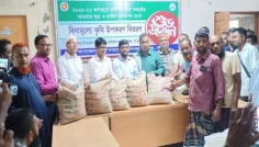 পীরগঞ্জে ৩ মাসে ৮ হাজার ১২০ কৃষকের মাঝে কৃষি উপকরণ বিতরণ
