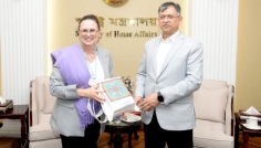 স্বরাষ্ট্রমন্ত্রীর সঙ্গে আইওএম'র নবনিযুক্ত চিফ অব মিশনের সাক্ষাৎ