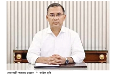 নিজেই গাড়ি চালিয়ে রাজধানীর পরিচ্ছন্নতা দেখলেন প্রধানমন্ত্রী  