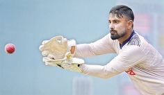 শেষ মুহূর্তে অস্ট্রেলিয়ার বিপক্ষে টেস্ট দলে লিটন  