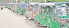 গ্যাস নিতে ফিলিং স্টেশনগুলোতে দীর্ঘ লাইন  