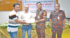 ক্র্যাব সদস্যদের অগ্নিনিরাপত্তার প্রশিক্ষণ দিল ফায়ার সার্ভিস  