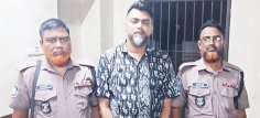 ওয়ারেন্টভুক্ত আসামি এমকে কর্পোরেশনের প্রোপ্রাইটর মারুফ হোসেন গ্রেপ্তার  