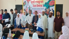 শহীদদের স্মরণে হাজীগঞ্জ পাইলট বালিকা উচ্চ বিদ্যালয়ে আলোচনা সভা