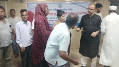 টাঙ্গাইলে দুস্থ পরিবার, রোগী ও শিক্ষার্থীদের মাঝে অনুদানের চেক বিতরণ