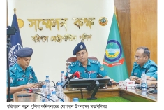 বরিশালে নতুন পুলিশ কমিশনারের মতবিনিময়  