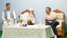 হেফাজতের আমির আল্লামা শাহ মুহিব্বুল্লাহ বাবুনগরীর সঙ্গে প্রধানমন্ত্রীর সাক্ষাৎ