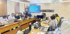 প্রযুক্তি ব্যবহারে ‘স্মার্ট বাণিজ্য’ ব্যবস্থা গড়ে তুলতে হবে : মন্ত্রী  