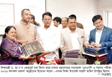 মন খুলে গান গাওয়া যায় নম্বর দেওয়া যায় না  