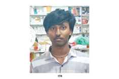 ফার্মেসিতে কাজ করেও জিপিএ-৫, দর্জি বাবার মুখে হাসি ফুটালো প্রান্ত  