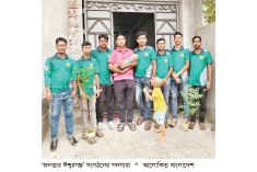 একটি শিশু দুটি বৃক্ষ, জন্মের আনন্দে সবুজের বার্তা  