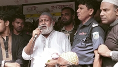 প্যারোলে মুক্তি পেয়ে মায়ের জানাজায় আ.লীগ নেতা রাসেল