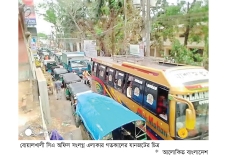 বোয়ালখালীতে তীব্র যানজট  