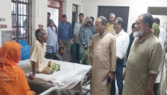 পূর্বঘোষণা ছাড়াই টঙ্গিবাড়ী স্বাস্থ্য কমপ্লেক্সে এমপি আব্দুস সালাম