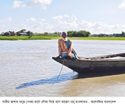নৌকার বৈঠায় ৪০ বছর  