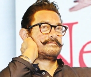 চেহারা বদলাতে আমিরের নতুন চ্যালেঞ্জ  