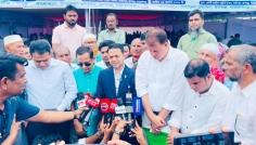 উপজেলায় নয়, এবার মানুষের দোরগোড়ায় সরকারি সেবা