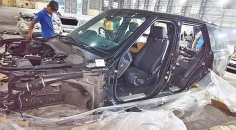 পুরোনো যন্ত্রপাতির পরিবর্তে আসছে গাড়ি  