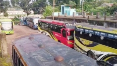 চুয়াডাঙ্গায় প্রশাসনের আশ্বাসে বাস ধর্মঘট প্রত্যাহার
