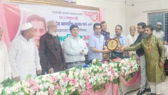 সাংবাদিকদের কলমের খোঁচায় যেন কারও মান ক্ষুণ্ন না হয়: পার্থ