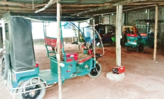 বিদ্যুৎ গিলছে অটোরিকশা চাপ পড়ছে গ্রিডে  