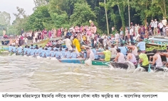 ইছামতি নদীতে নৌকা বাইচ  