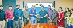 অফিস-যাতায়াত সহজ করতে কাজ করবে উপায় ও কমিউট 