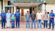 সিরাজগঞ্জে পুলিশের বিশেষ অভিযানে ৬ আসামি গ্রেপ্তার