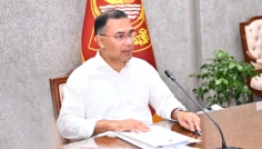 পলিথিনের অনিয়ন্ত্রিত ব্যবহার বন্ধে আইনশৃঙ্খলা বাহিনীকে কঠোর হওয়ার নির্দেশ প্রধানমন্ত্রীর