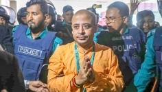 মায়ের মৃত্যুতে ৫ ঘণ্টার জন্য মুক্তি পেলেন চিন্ময় কৃষ্ণ