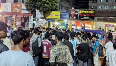 বাসের সিটে বসা নিয়ে কুবিতে হাতাহাতি, প্রক্টর অফিসে মীমাংসা