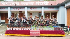 শেরপুর সীমান্তে ২৭৩ বোতল ভারতীয় মদ জব্দ