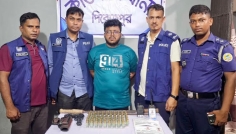 কাউখালীতে ভুয়া পুলিশ আইডি ও কার্তুজসহ যুবক আটক