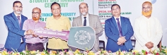 নেত্রকোনা বিশ্ববিদ্যালয়কে বাস উপহার দিল পূবালী ব্যাংক  