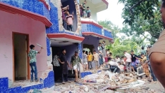 পাবনায় শিশু কলি হত্যায় ক্ষোভ, আসামির বাড়িতে ভাঙচুর