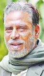 অসুস্থ হয়ে হাসপাতালে রিফাত চৌধুরী  