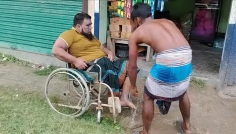 এক পা নেই, তবু থামেনি হাসানের জীবনযুদ্ধ