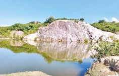 সৌন্দর্যের লীলাভূমি দুর্গাপুর বদলাতে পারে অর্থনীতির চিত্র   