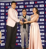 বর্ষসেরা পণ্য হলো রিমার্কের লিলি হুইপড শিয়া বডিওয়াশ  