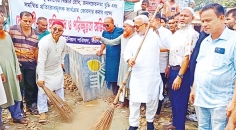 বীরগঞ্জে ডেঙ্গু প্রতিরোধে পরিচ্ছন্নতা অভিযান  