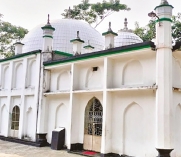৫০০ বছরের পুরোনো গয়ঘর খোজার মসজিদ  