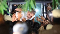 দিল্লিতে আবারও আটক রাহুল ও প্রিয়াঙ্কা গান্ধী