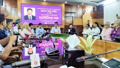 টাঙ্গাইলে নবাগত জেলা প্রশাসকের সঙ্গে সাংবাদিকদের মতবিনিময়