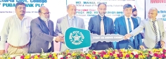 পূবালী ব্যাংকের উদ্যোগে কুমিল্লা ভিক্টোরিয়া সরকারি কলেজকে বাস প্রদান  