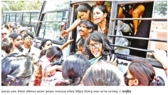 ফের উত্তপ্ত দিল্লি, ব্যাপক ধরপাকড় 