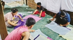 বান্দরবানে ফানুস তৈরির উৎসব  