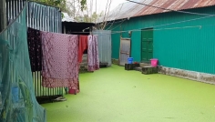 ঘাটাইল পৌর এলাকায় জলাবদ্ধতা, দুর্ভোগে শতাধিক পরিবার