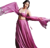 নতুন নতুন শব্দে বিভ্রান্ত ঐশ্বরিয়া লক্ষ্মী  