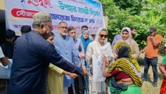 মুন্সীগঞ্জে দুর্গাপূজা উপলক্ষে ৪০০ জনকে শাড়ি-লুঙ্গি বিতরণ